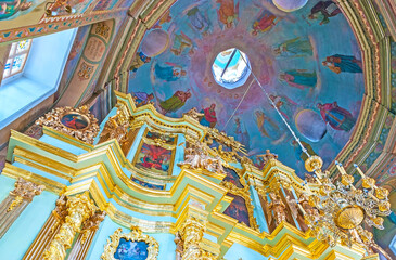 Wall Mural - The dome and iconostasis in church of St Sergius Lavra, Sergiyev Posad, Russia.