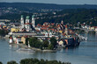 Passau, totale Ansicht mit Inn und Donau, Rundfahrtschiff