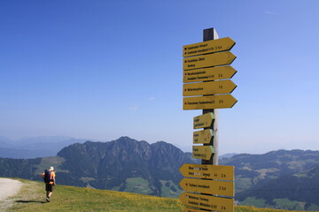 Trekking por los montes de Alpbach. Austria.