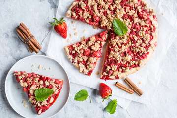 Wall Mural - Strawberry pie with oatmeal crumble topping