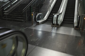 Poster - Mechanic stairs in a tube station