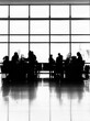 © Cesar - Siluetas de Personas irreconocibles en el Aeropuerto