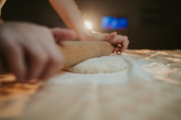 Wall Mural - Pizza prepare dough hand topping