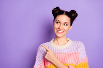 Poster - Portrait of lovely curious cheerful girl demonstrating copy empty space ad advert isolated on bright violet purple color background