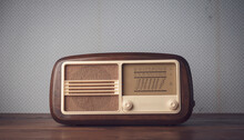 Vintage Radio And Retro Wallpaper