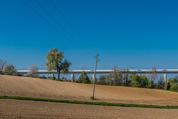 Canvas Print - Eisenbahnbrücke einer Schnellbahntrasse