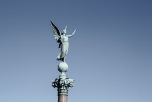 Columna De Ivar Huitfeldt, Ángel De Langelinie Park (The Langelinie Promenade), Copenhague, Dinamarca. El Monumento Conmemora A Los Marineros Civiles Daneses Que Perdieron La Vida Durante La Primera G