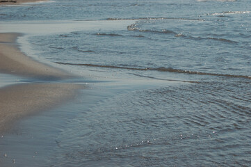 beach sand wave 