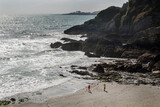 Fototapeta Fototapety z morzem do Twojej sypialni - Widok z góry na plażę Polstreach i ocean w Kornwalii