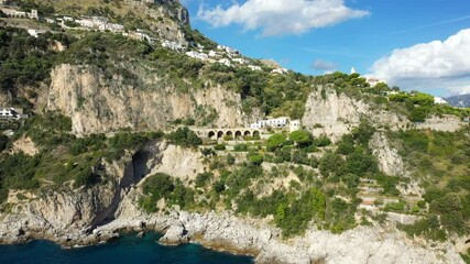 Wall Mural - Le Capo di Conca sur la côte amalfitaine au bord de la mer tyrrhénienne en Europe, en Italie, en Campanie, dans la province de Salerne