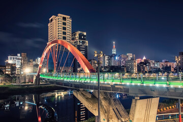 Wall Mural - Taipei city in the evening