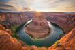 © Tandem Stock - The last rays of light shone over Horseshoe Bend