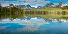 Red Fish Lake And The Sawtooth Mountain Range.