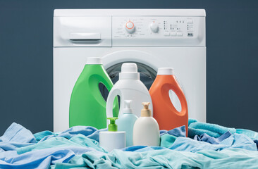 Wall Mural - Set of detergents and washing machine