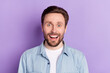 © deagreez - Photo of impressed attractive young gentleman dressed jeans outfit big eyes open mouth isolated violet color background