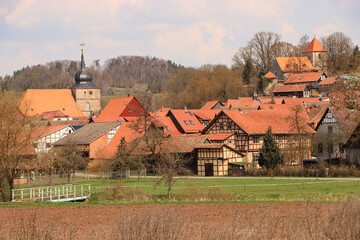 Wall Mural - Blick auf das romantische Fachwerkstädtchen Ummerstadt in Südthüringen