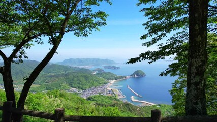 Wall Mural - 新緑が美しい初夏の紫雲出山からの瀬戸内海の映像