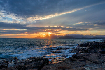 Canvas Print - Sunset by the sea