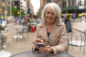 Poster - Mature caucasian woman in city