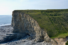 Nash Point In Llantwit Major, South Wales.  The High Cliffs And Pathways To The Beach Form Part Of The Welsh Coastal Path And A Popular Area Of Outstanding Natural Beauty.