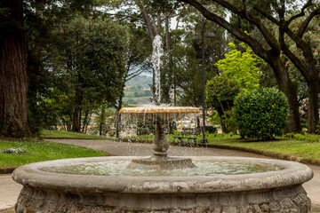 Entrance to the municipal villa from Piazza IV Novembre in Benevento.