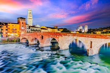 Fototapete - Ponte Pietra in Verona, Italy