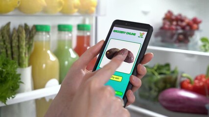 Ordering Vegetarian Health Food Online Using Smartphone App.