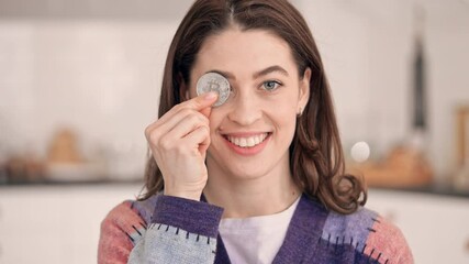 Aufkleber - portrait happy brunette woman showing coin bitcoin digital currency trading