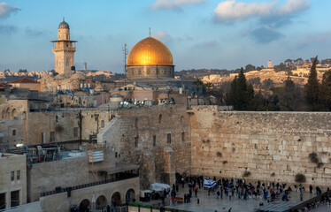 Wall Mural - Western Wall in Jerusalem Old City at sunset, Jerusalem, Israel.