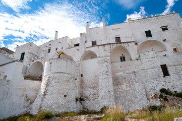 Italian medieval castle town scenic walking tour around fortress