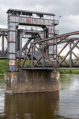 Sticker - alte Hubbrücke über die Elbe in Magdeburg