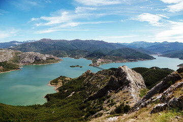 Sticker - Scenic view of a mountainous landscape and a river in Riano, Leon Spain