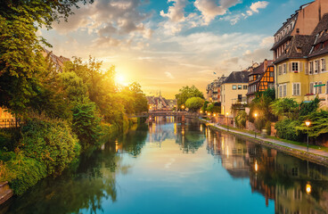 Wall Mural - strasbourg in the evening