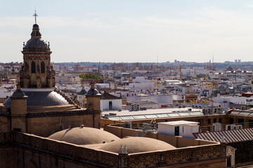 Torre e Iglesia de la Anunciacion en la ciudad de Sevilla o Seville, comunidad autonoma de Andalucia o Andalusia, pais de España o Spain