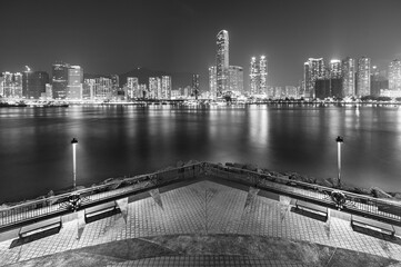 Wall Mural - Skyline of Hong Kong city at night