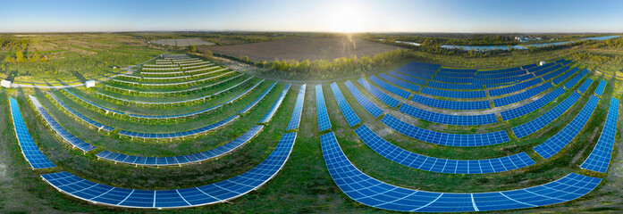 Circular panorama solar panel