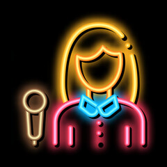 Poster - Reporter Woman neon light sign vector. Glowing bright icon Reporter Woman isometric sign. transparent symbol illustration