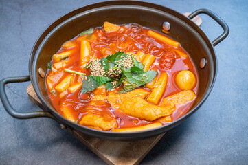 Wall Mural - Stir-fried rice cakes, korean food 'tteokbokki'