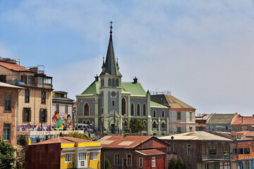 Canvas Print - Iglesia Luterana de La Santa Cruz, the church in Valparaiso, Chile