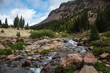 Sticker - mountain river in the mountains in Oregon 