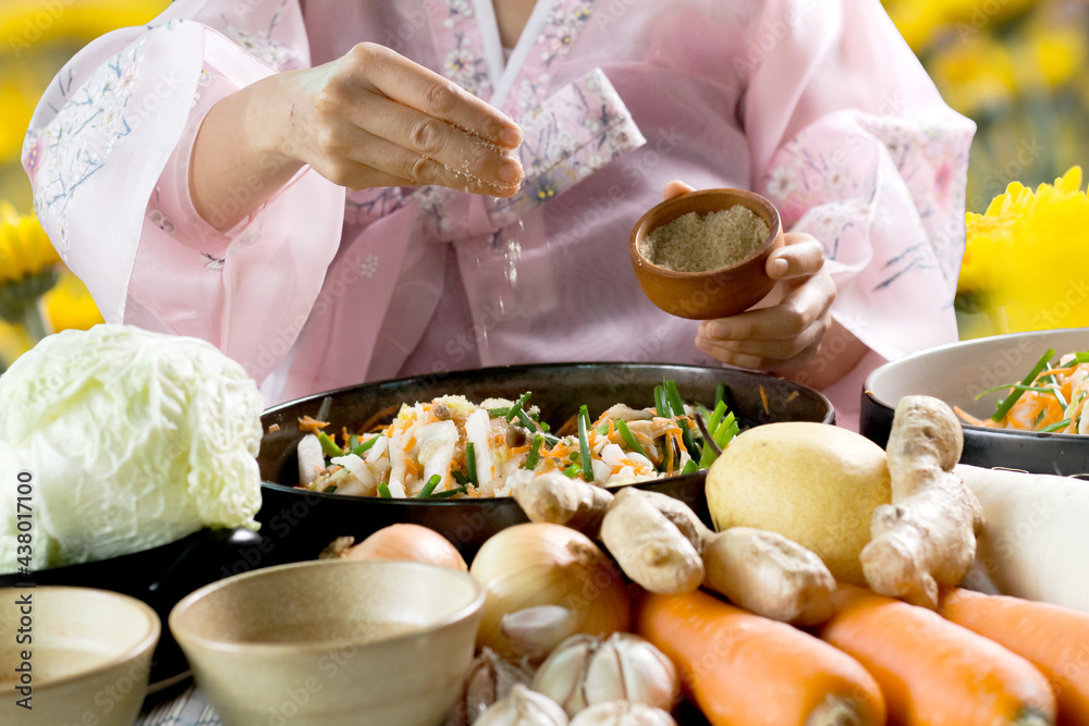 Open and closed flip sign in front of coffee shop and restaurant glass ...