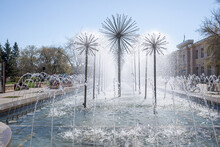 Round Fountains In Dandelion Park