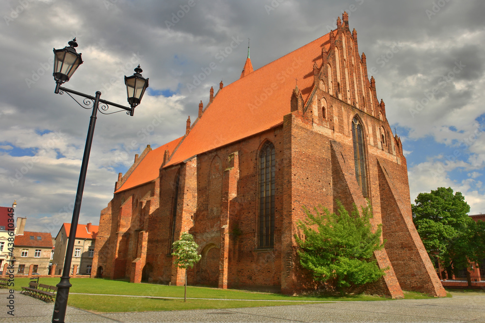 Kościół św. Jakuba i św. Mikołaja w Chełmnie, Polska - obrazy, fototapety, plakaty 