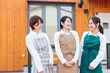 © buritora - いろんなエプロンを着たオーナー・スタッフ