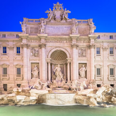 Wall Mural - Trevi fountain at night