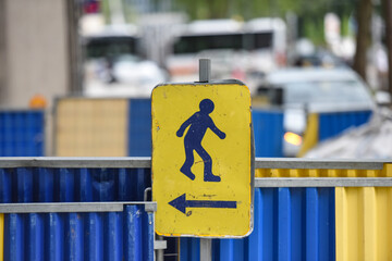 Canvas Print - travaux chantier pieton securité signalisation danger ville