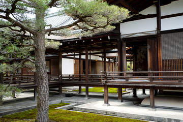 Canvas Print - Ninnaji Temple