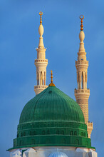 Beautiful Daytime Shots Of Masjid Al Nabawi 