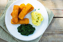 Fish Sticks With Mashed Potatoes And Spinach