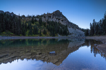 Wall Mural - Palisades Lake Trail At Mount Rainier National Park